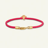 Firkløver silkearmbånd koral rødt, forgyldt