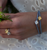 Firkløver silkearmbånd blåt, sølv