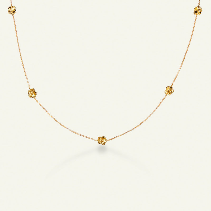 Forglemmigej halskæde forgyldt med justerbar kæde